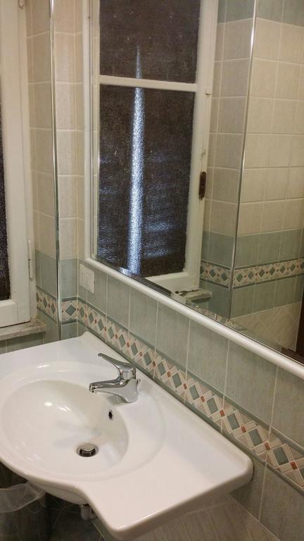 Casa Rosy Hotel Рим Екстериор снимка