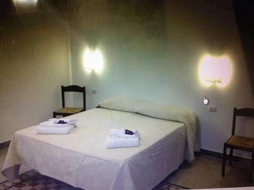 Casa Rosy Hotel Рим Екстериор снимка